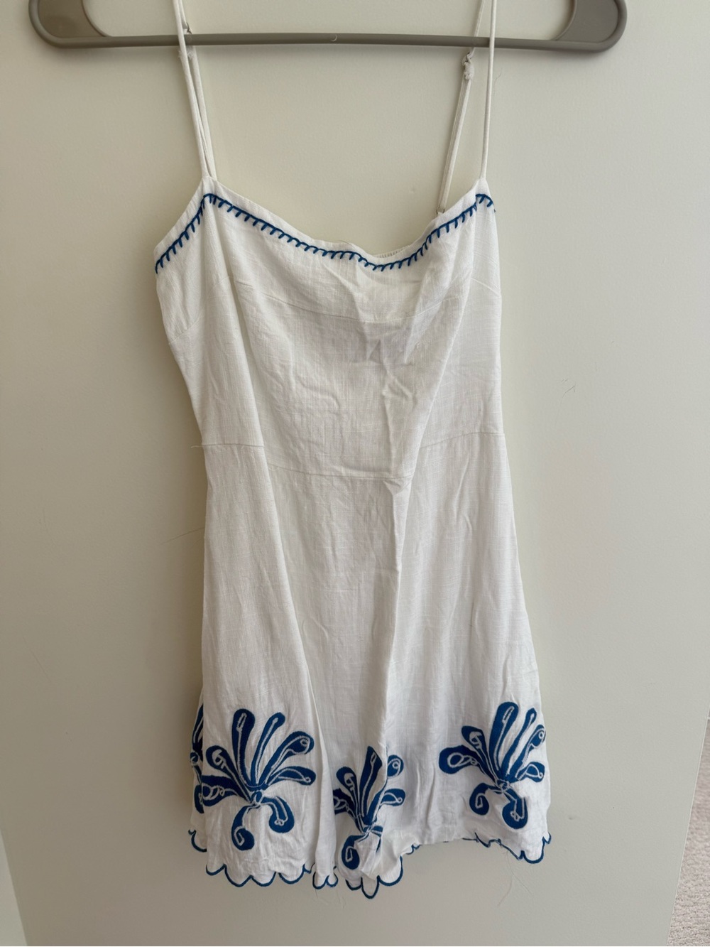Selfie Leslie White Mini Dress with Blue Embroidery